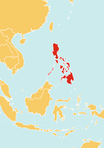 Im Ausschnitt einer Weltkarte sind die Philippinen rot hervorgehoben.