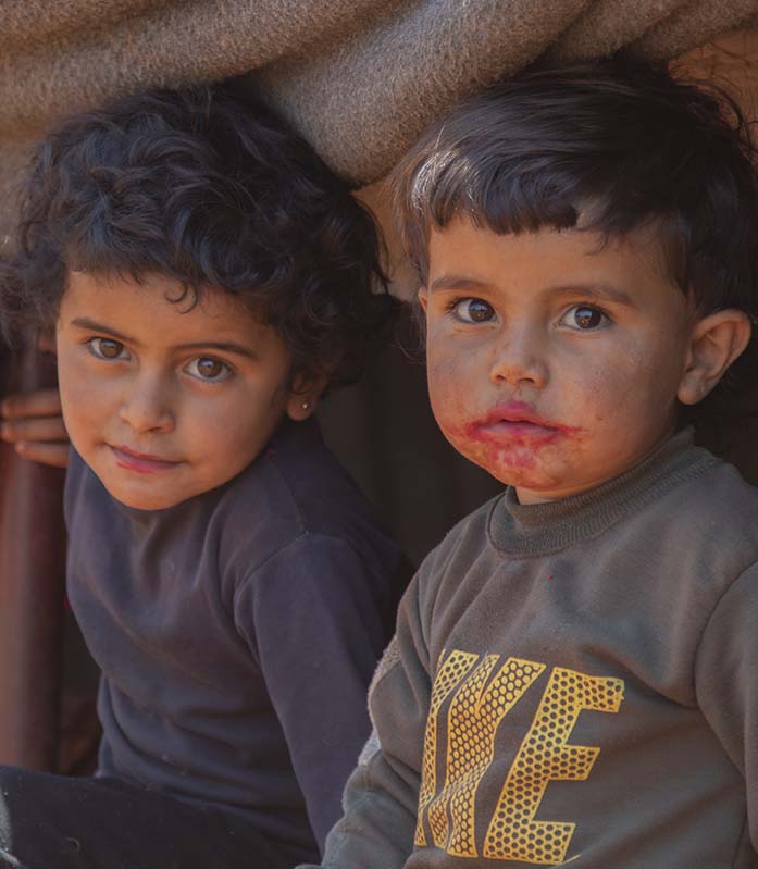 Kinder aus Syrien erholen sich nach einer Behandlung gegen Mangelernährung. © Syria Relief/ Save the Children