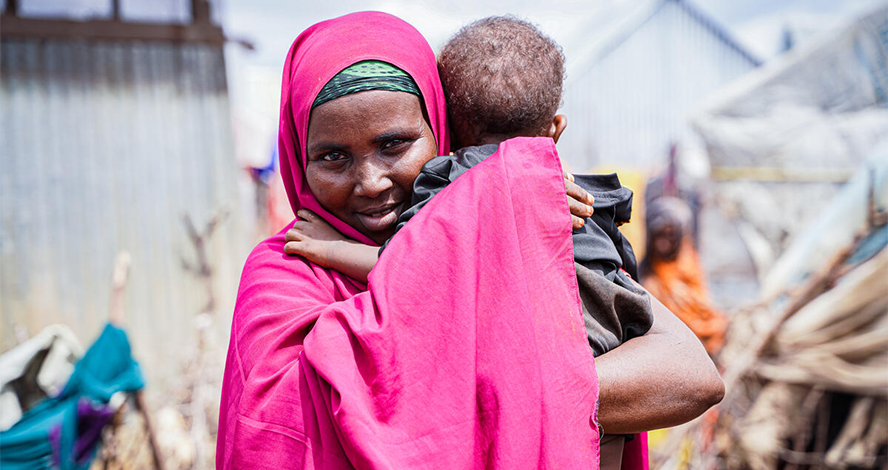 Für Frauen und Kinder in vielen Ländern ist eine gezielte finanzielle Unterstützung entscheidend, unter anderem um ihre Gesundheitsversorgung zu sichern.