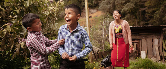 Familie in Guatemala © Luisa Dörr / Save the Children