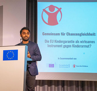 Sagithjan Surendra nahm an der Konferenz für Chancengleichheit teil. Er setzt sich für faire Bildungsmöglichkeiten in Deutschland ein. © Mauro Bedoni / Save the Children