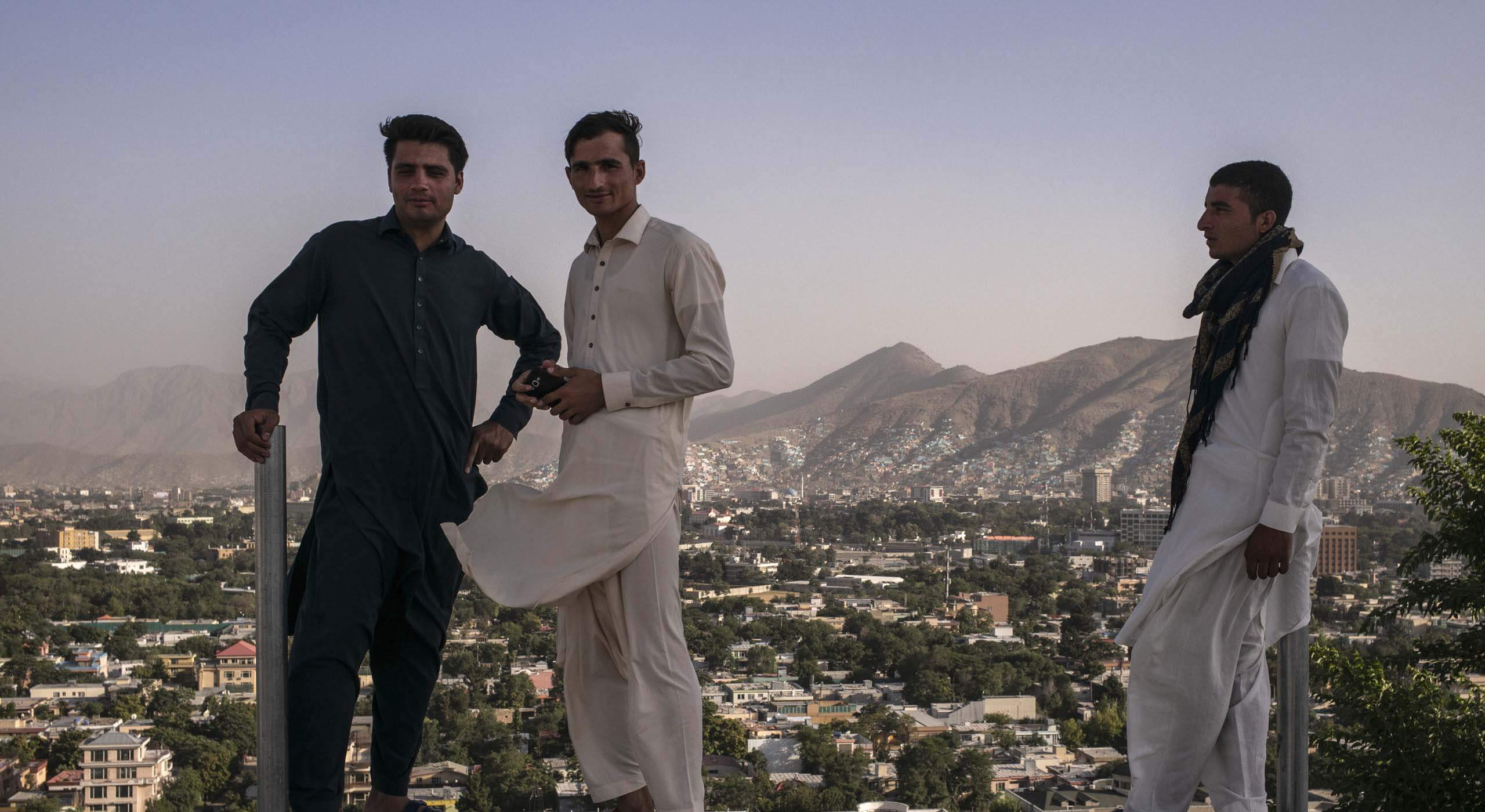 Junge Männer in Kabul, Afghanistan 