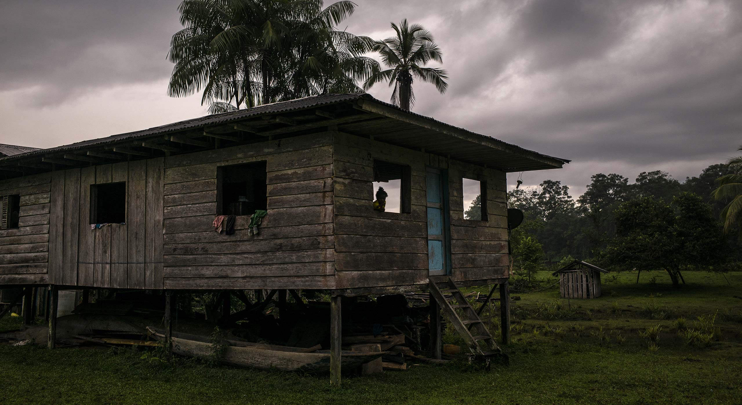 Holzhaus in Kolumbien, Foto von Dominic Nahr, Fotoausstellung 'ich lebe'