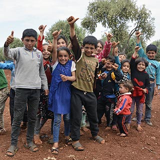 Kinder in einem Flüchtlingscamp in Idlib/Syrien