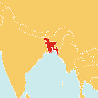 Weltkarte mit Bangladesch im Mittelpunkt